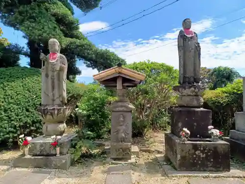 観音寺の地蔵