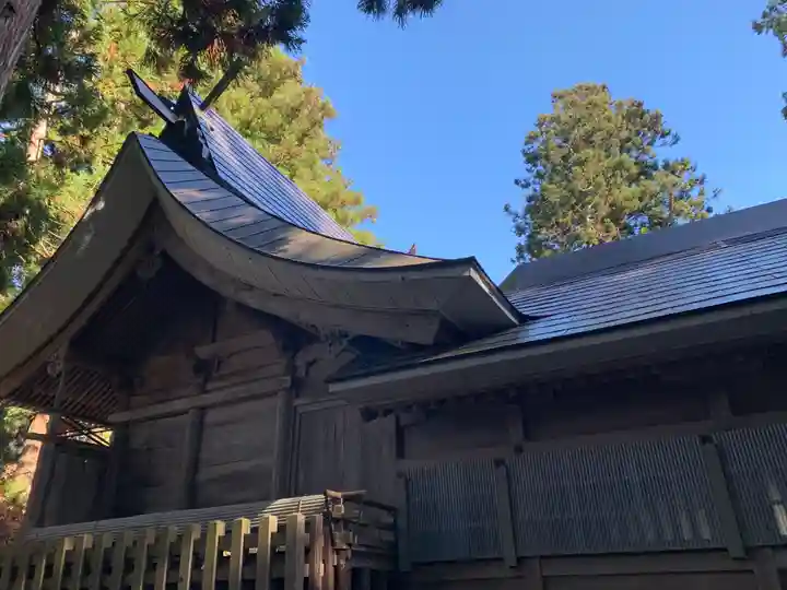 成島八幡神社の本殿・本堂