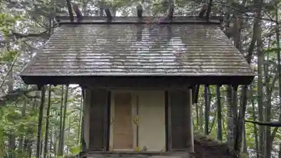 糠平電源神社の本殿・本堂