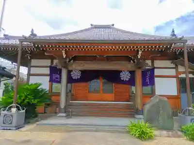 観音寺の本殿・本堂