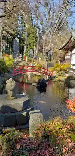 小室浅間神社の庭園