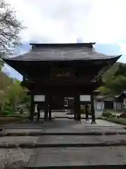 耕龍寺の山門