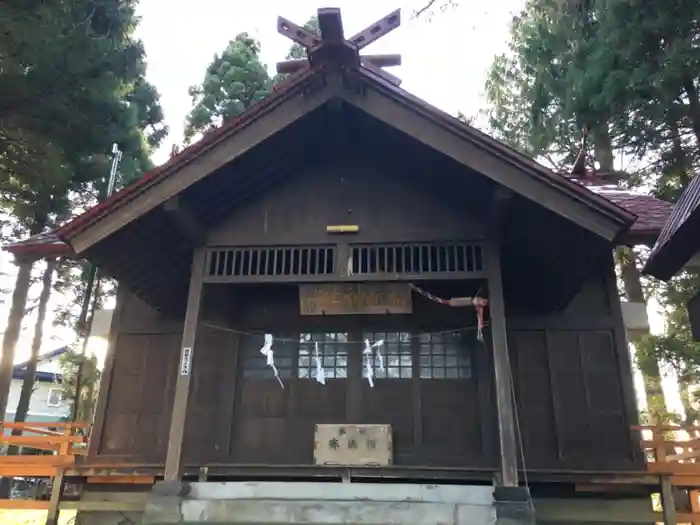 鳥崎稲荷神社の本殿