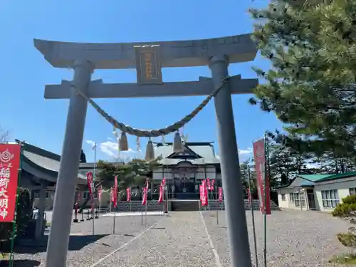 鹿部稲荷神社の鳥居