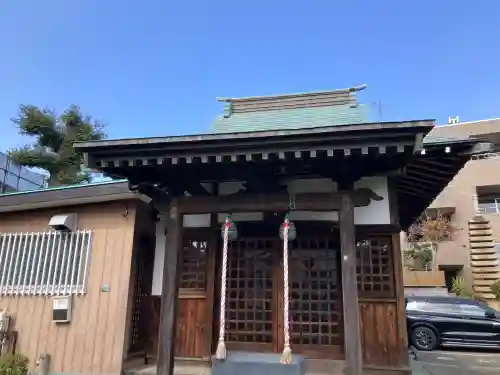 桜森稲荷神社の{uncategorized: "未分類", other: "その他", undefined: "問題あり", building: "その他建物", grave: "お墓", sacred_gate: "鳥居", guardian: "狛犬", statue: "像", buddha: "仏像", history: "歴史", nature: "自然", garden: "庭園", animal: "動物", pagoda: "塔", temizu: "手水舎", mountain_gate: "山門・神門", sanctuary: "本殿・本堂", subordinate: "末社・摂社", art: "芸術", scenery: "景色", jizo: "地蔵", ema: "絵馬", goshuin: "御朱印", omikuji: "おみくじ", items: "授与品その他", amulet: "お守り", goshuincho: "御朱印帳", eats: "食事", festival: "お祭り", votive_dance: "神楽", shichigosan: "七五三参", wedding: "結婚式", experience: "体験その他", initially: "初詣", around: "周辺", anti_infection: "感染症対策"}
