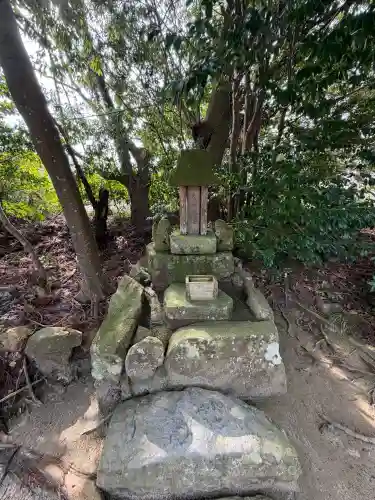 八重垣神社の{uncategorized: "未分類", other: "その他", undefined: "問題あり", building: "その他建物", grave: "お墓", sacred_gate: "鳥居", guardian: "狛犬", statue: "像", buddha: "仏像", history: "歴史", nature: "自然", garden: "庭園", animal: "動物", pagoda: "塔", temizu: "手水舎", mountain_gate: "山門・神門", sanctuary: "本殿・本堂", subordinate: "末社・摂社", art: "芸術", scenery: "景色", jizo: "地蔵", ema: "絵馬", goshuin: "御朱印", omikuji: "おみくじ", items: "授与品その他", amulet: "お守り", goshuincho: "御朱印帳", eats: "食事", festival: "お祭り", votive_dance: "神楽", shichigosan: "七五三参", wedding: "結婚式", experience: "体験その他", initially: "初詣", around: "周辺", anti_infection: "感染症対策"}