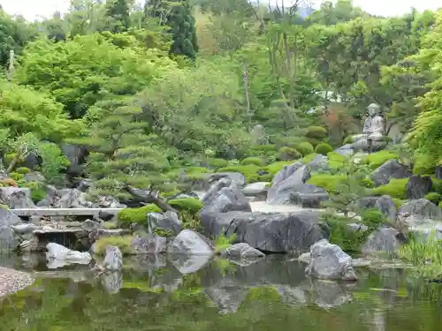 當麻寺 奥院の庭園