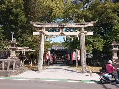 藤竝神社の鳥居