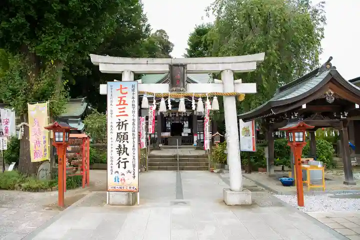 川越八幡宮の鳥居