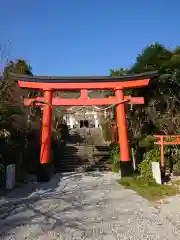 二川伏見稲荷の鳥居