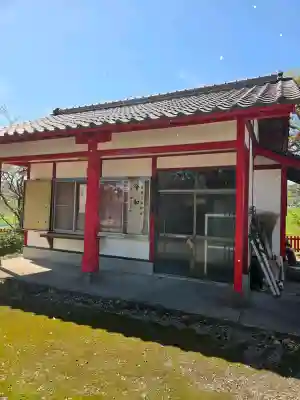 手貫神社の{uncategorized: "未分類", other: "その他", undefined: "問題あり", building: "その他建物", grave: "お墓", sacred_gate: "鳥居", guardian: "狛犬", statue: "像", buddha: "仏像", history: "歴史", nature: "自然", garden: "庭園", animal: "動物", pagoda: "塔", temizu: "手水舎", mountain_gate: "山門・神門", sanctuary: "本殿・本堂", subordinate: "末社・摂社", art: "芸術", scenery: "景色", jizo: "地蔵", ema: "絵馬", goshuin: "御朱印", omikuji: "おみくじ", items: "授与品その他", amulet: "お守り", goshuincho: "御朱印帳", eats: "食事", festival: "お祭り", votive_dance: "神楽", shichigosan: "七五三参", wedding: "結婚式", experience: "体験その他", initially: "初詣", around: "周辺", anti_infection: "感染症対策"}