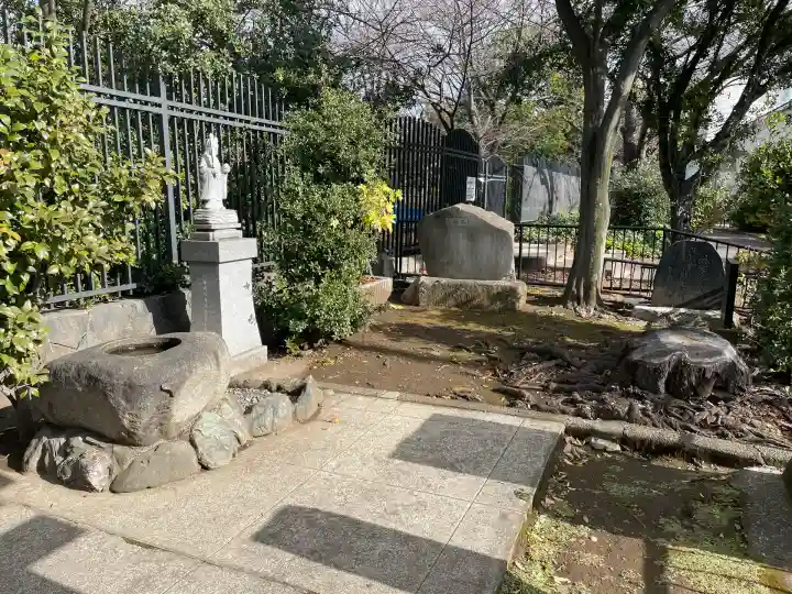 菊名池弁財天(神奈川県)