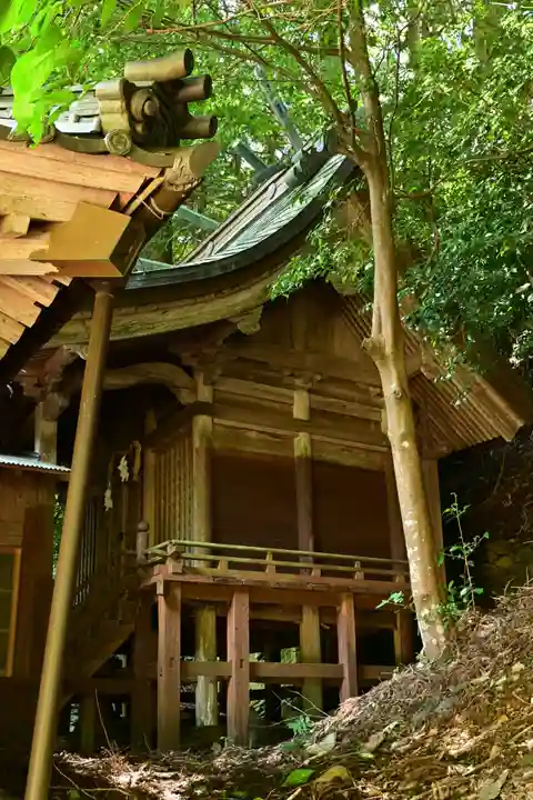 烏帽子杜三島神社(愛媛県)