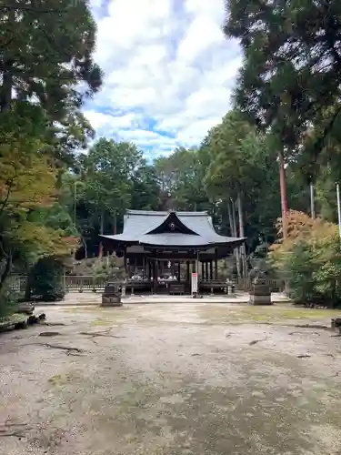 大笹原神社の本殿・本堂