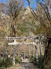 穂高神社奥宮の鳥居