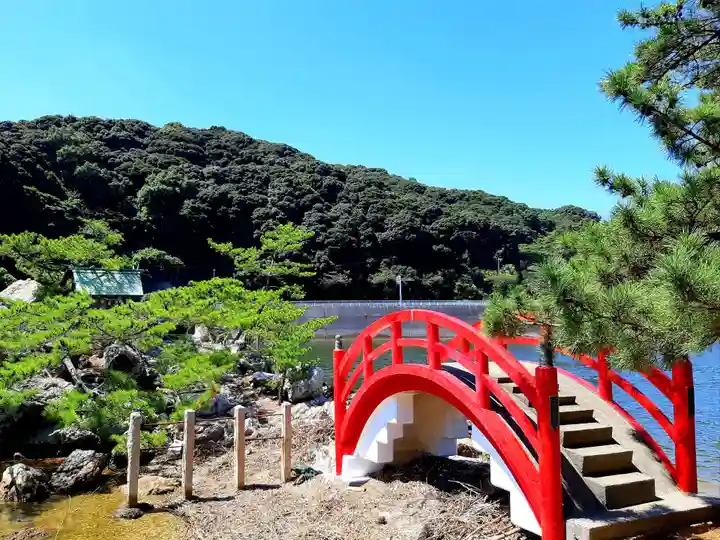 猪鼻湖神社のその他建物