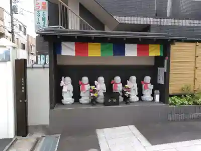 佛願寺　横浜別院の地蔵