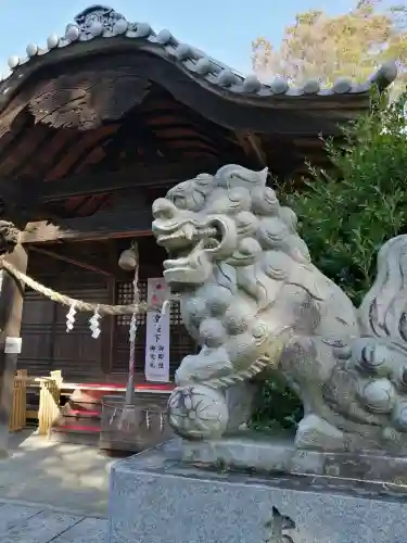 網戸神社の狛犬