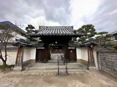 善養寺の山門・神門