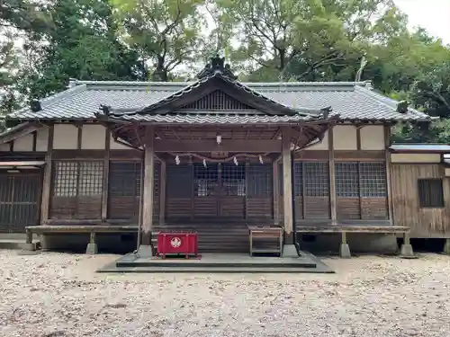 能褒野神社の本殿・本堂