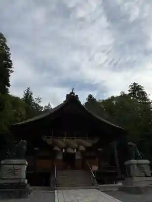 諏訪大社下社秋宮(長野県)