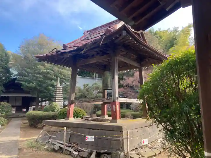 感応院の{uncategorized: "未分類", other: "その他", undefined: "問題あり", building: "その他建物", grave: "お墓", sacred_gate: "鳥居", guardian: "狛犬", statue: "像", buddha: "仏像", history: "歴史", nature: "自然", garden: "庭園", animal: "動物", pagoda: "塔", temizu: "手水舎", mountain_gate: "山門・神門", sanctuary: "本殿・本堂", subordinate: "末社・摂社", art: "芸術", scenery: "景色", jizo: "地蔵", ema: "絵馬", goshuin: "御朱印", omikuji: "おみくじ", items: "授与品その他", amulet: "お守り", goshuincho: "御朱印帳", eats: "食事", festival: "お祭り", votive_dance: "神楽", shichigosan: "七五三参", wedding: "結婚式", experience: "体験その他", initially: "初詣", around: "周辺", anti_infection: "感染症対策"}