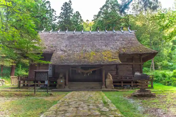 安久津八幡神社の本殿・本堂