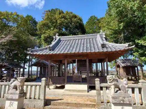 八幡神社の本殿・本堂