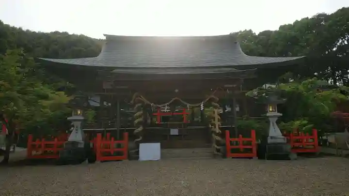 龍田大社の本殿・本堂