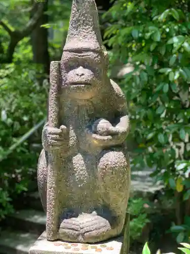 猿丸神社の狛犬