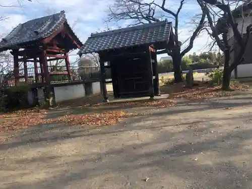 奈良神社の周辺