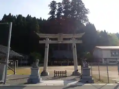中和神社の鳥居