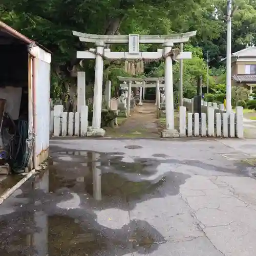 素鵞熊野神社の鳥居