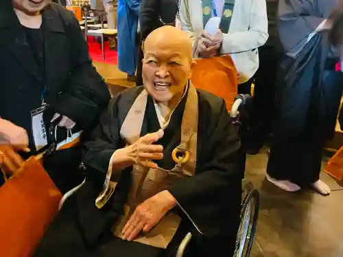 伊勢の国 四天王寺の{uncategorized: "未分類", other: "その他", undefined: "問題あり", building: "その他建物", grave: "お墓", sacred_gate: "鳥居", guardian: "狛犬", statue: "像", buddha: "仏像", history: "歴史", nature: "自然", garden: "庭園", animal: "動物", pagoda: "塔", temizu: "手水舎", mountain_gate: "山門・神門", sanctuary: "本殿・本堂", subordinate: "末社・摂社", art: "芸術", scenery: "景色", jizo: "地蔵", ema: "絵馬", goshuin: "御朱印", omikuji: "おみくじ", items: "授与品その他", amulet: "お守り", goshuincho: "御朱印帳", eats: "食事", festival: "お祭り", votive_dance: "神楽", shichigosan: "七五三参", wedding: "結婚式", experience: "体験その他", initially: "初詣", around: "周辺", anti_infection: "感染症対策"}