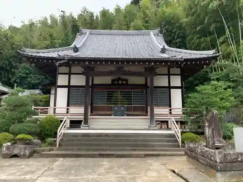 重願寺の本殿・本堂