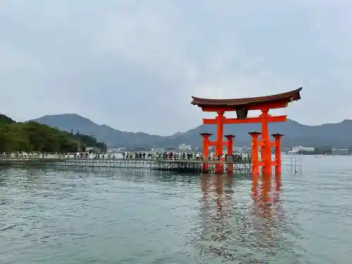 厳島神社(広島県)
