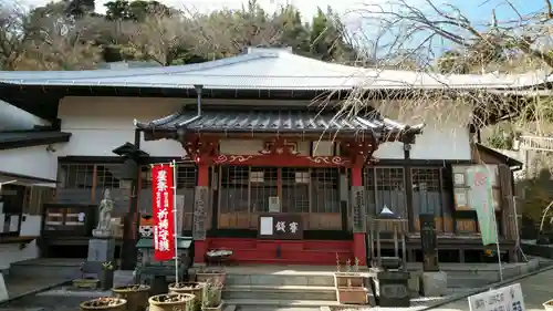 妙音寺の本殿・本堂