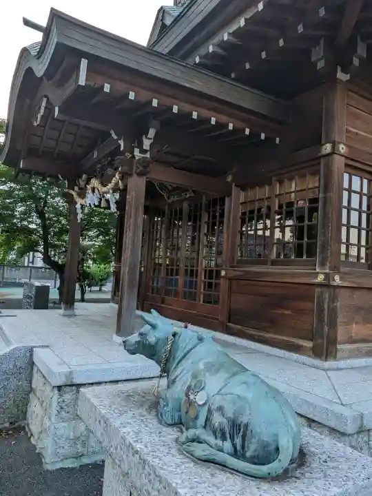 天神社(勝川町)の{uncategorized: "未分類", other: "その他", undefined: "問題あり", building: "その他建物", grave: "お墓", sacred_gate: "鳥居", guardian: "狛犬", statue: "像", buddha: "仏像", history: "歴史", nature: "自然", garden: "庭園", animal: "動物", pagoda: "塔", temizu: "手水舎", mountain_gate: "山門・神門", sanctuary: "本殿・本堂", subordinate: "末社・摂社", art: "芸術", scenery: "景色", jizo: "地蔵", ema: "絵馬", goshuin: "御朱印", omikuji: "おみくじ", items: "授与品その他", amulet: "お守り", goshuincho: "御朱印帳", eats: "食事", festival: "お祭り", votive_dance: "神楽", shichigosan: "七五三参", wedding: "結婚式", experience: "体験その他", initially: "初詣", around: "周辺", anti_infection: "感染症対策"}