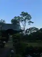 永泉寺の{uncategorized: "未分類", other: "その他", undefined: "問題あり", building: "その他建物", grave: "お墓", sacred_gate: "鳥居", guardian: "狛犬", statue: "像", buddha: "仏像", history: "歴史", nature: "自然", garden: "庭園", animal: "動物", pagoda: "塔", temizu: "手水舎", mountain_gate: "山門・神門", sanctuary: "本殿・本堂", subordinate: "末社・摂社", art: "芸術", scenery: "景色", jizo: "地蔵", ema: "絵馬", goshuin: "御朱印", omikuji: "おみくじ", items: "授与品その他", amulet: "お守り", goshuincho: "御朱印帳", eats: "食事", festival: "お祭り", votive_dance: "神楽", shichigosan: "七五三参", wedding: "結婚式", experience: "体験その他", initially: "初詣", around: "周辺", anti_infection: "感染症対策"}