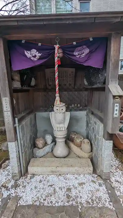 久富稲荷神社の像