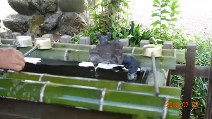 永福寺 童子堂の手水舎