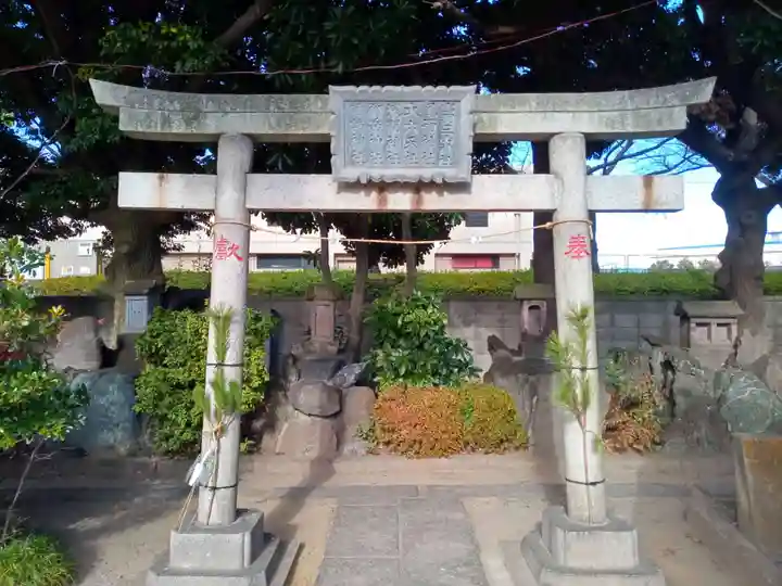 奥戸天祖神社の鳥居