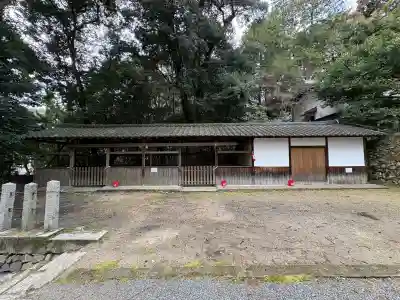 石座神社の{uncategorized: "未分類", other: "その他", undefined: "問題あり", building: "その他建物", grave: "お墓", sacred_gate: "鳥居", guardian: "狛犬", statue: "像", buddha: "仏像", history: "歴史", nature: "自然", garden: "庭園", animal: "動物", pagoda: "塔", temizu: "手水舎", mountain_gate: "山門・神門", sanctuary: "本殿・本堂", subordinate: "末社・摂社", art: "芸術", scenery: "景色", jizo: "地蔵", ema: "絵馬", goshuin: "御朱印", omikuji: "おみくじ", items: "授与品その他", amulet: "お守り", goshuincho: "御朱印帳", eats: "食事", festival: "お祭り", votive_dance: "神楽", shichigosan: "七五三参", wedding: "結婚式", experience: "体験その他", initially: "初詣", around: "周辺", anti_infection: "感染症対策"}
