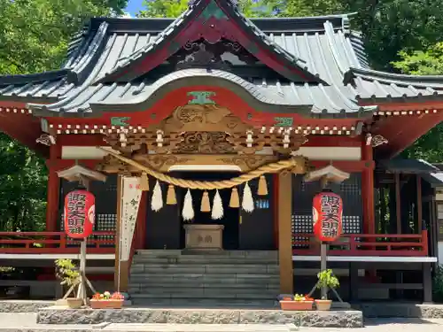 山中諏訪神社の本殿