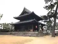 善通寺の本殿・本堂