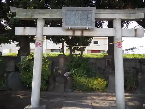 奥戸天祖神社の鳥居