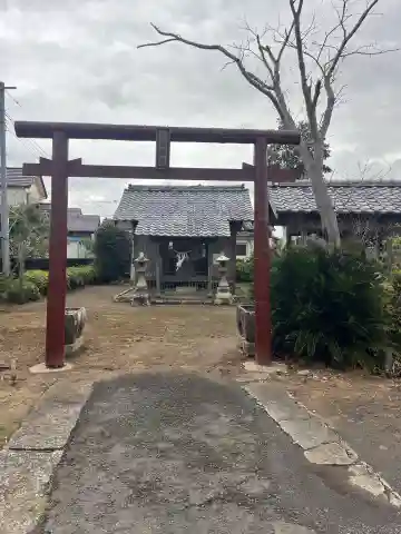 八坂神社(糸原)の{uncategorized: "未分類", other: "その他", undefined: "問題あり", building: "その他建物", grave: "お墓", sacred_gate: "鳥居", guardian: "狛犬", statue: "像", buddha: "仏像", history: "歴史", nature: "自然", garden: "庭園", animal: "動物", pagoda: "塔", temizu: "手水舎", mountain_gate: "山門・神門", sanctuary: "本殿・本堂", subordinate: "末社・摂社", art: "芸術", scenery: "景色", jizo: "地蔵", ema: "絵馬", goshuin: "御朱印", omikuji: "おみくじ", items: "授与品その他", amulet: "お守り", goshuincho: "御朱印帳", eats: "食事", festival: "お祭り", votive_dance: "神楽", shichigosan: "七五三参", wedding: "結婚式", experience: "体験その他", initially: "初詣", around: "周辺", anti_infection: "感染症対策"}