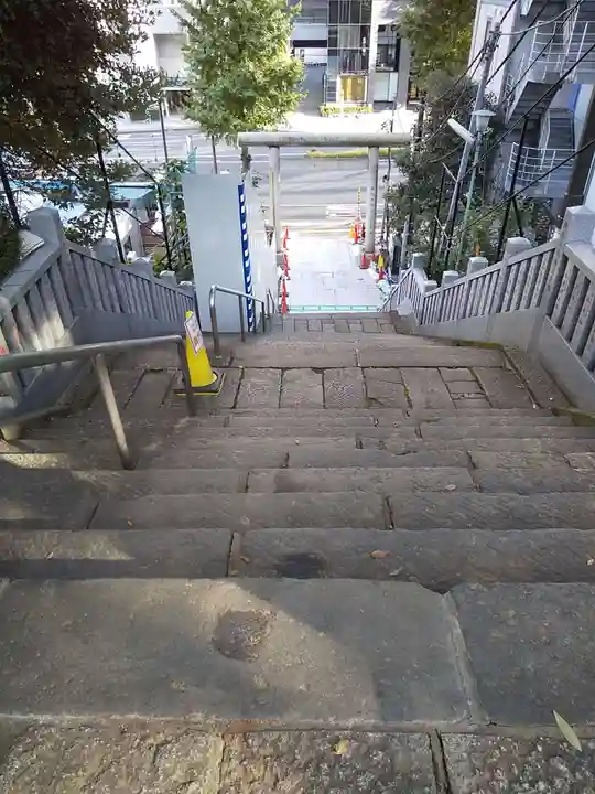 西久保八幡神社の鳥居