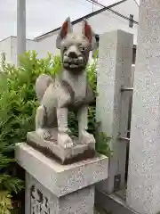 西那加稲荷神社の狛犬