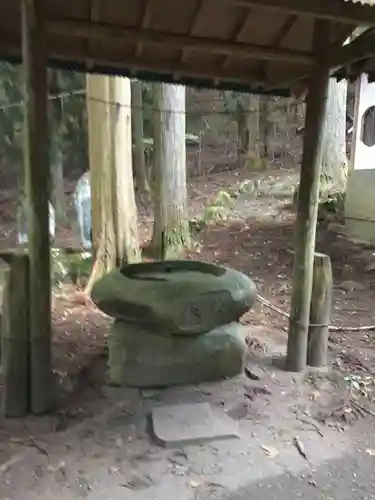 金桜神社の手水舎